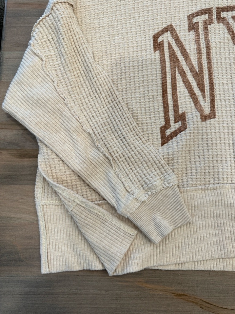 American Eagle Outfitters Cream Waffle-Knit Crewneck with Brown NYC Graphic - Picture 5 of 9